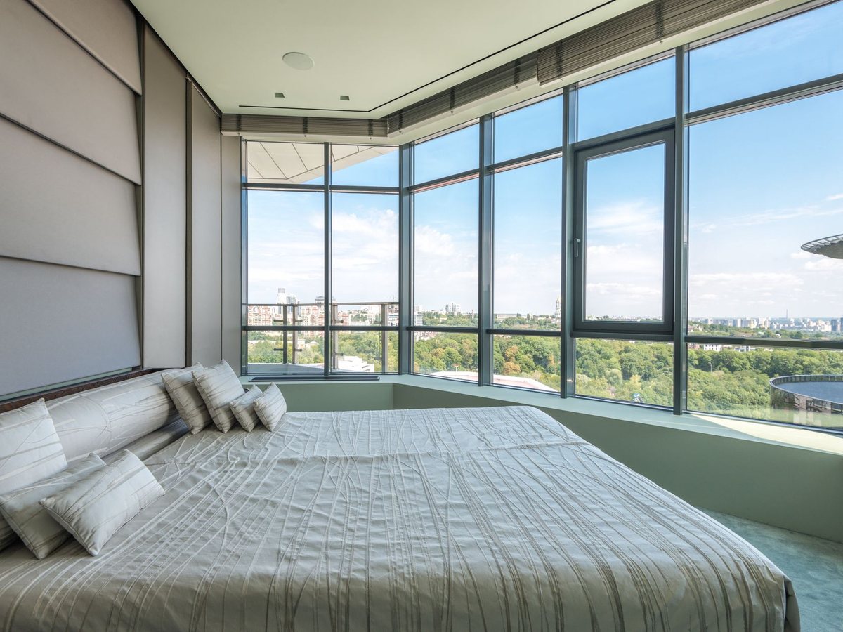 Superior Lake View room